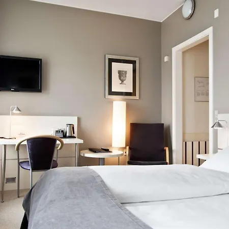 Hotell Kronjylland 4*
