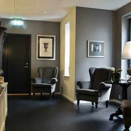 Hotell Kronjylland 4*